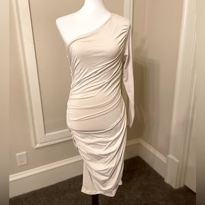Susana Monaco bleached almond off the shoulder dress